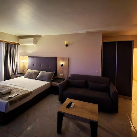 Ashtal Beach Hotel Batumi Exterior photo