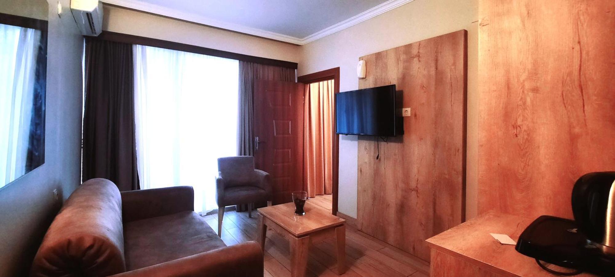 Ashtal Beach Hotel Batumi Exterior photo