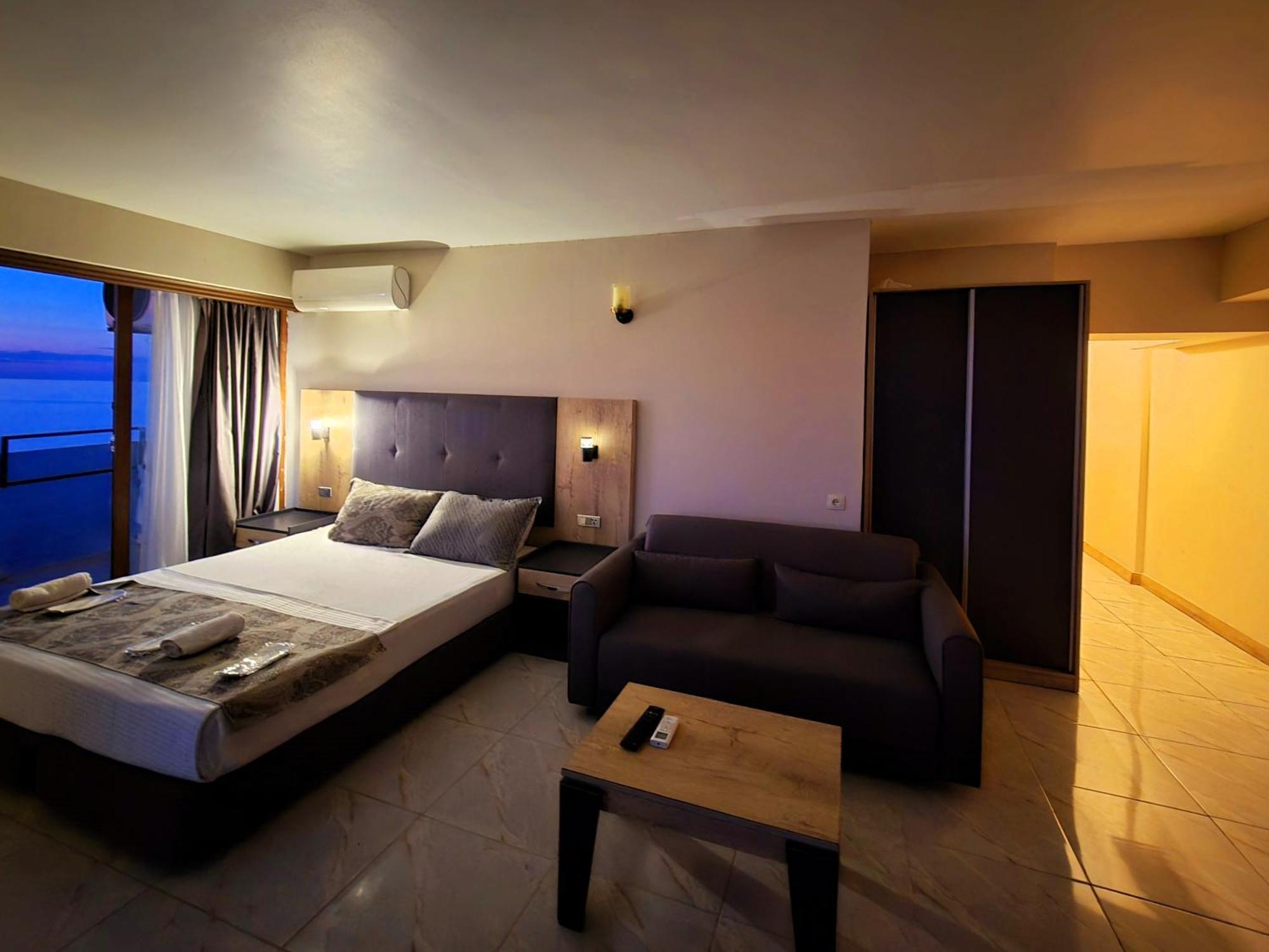 Ashtal Beach Hotel Batumi Exterior photo